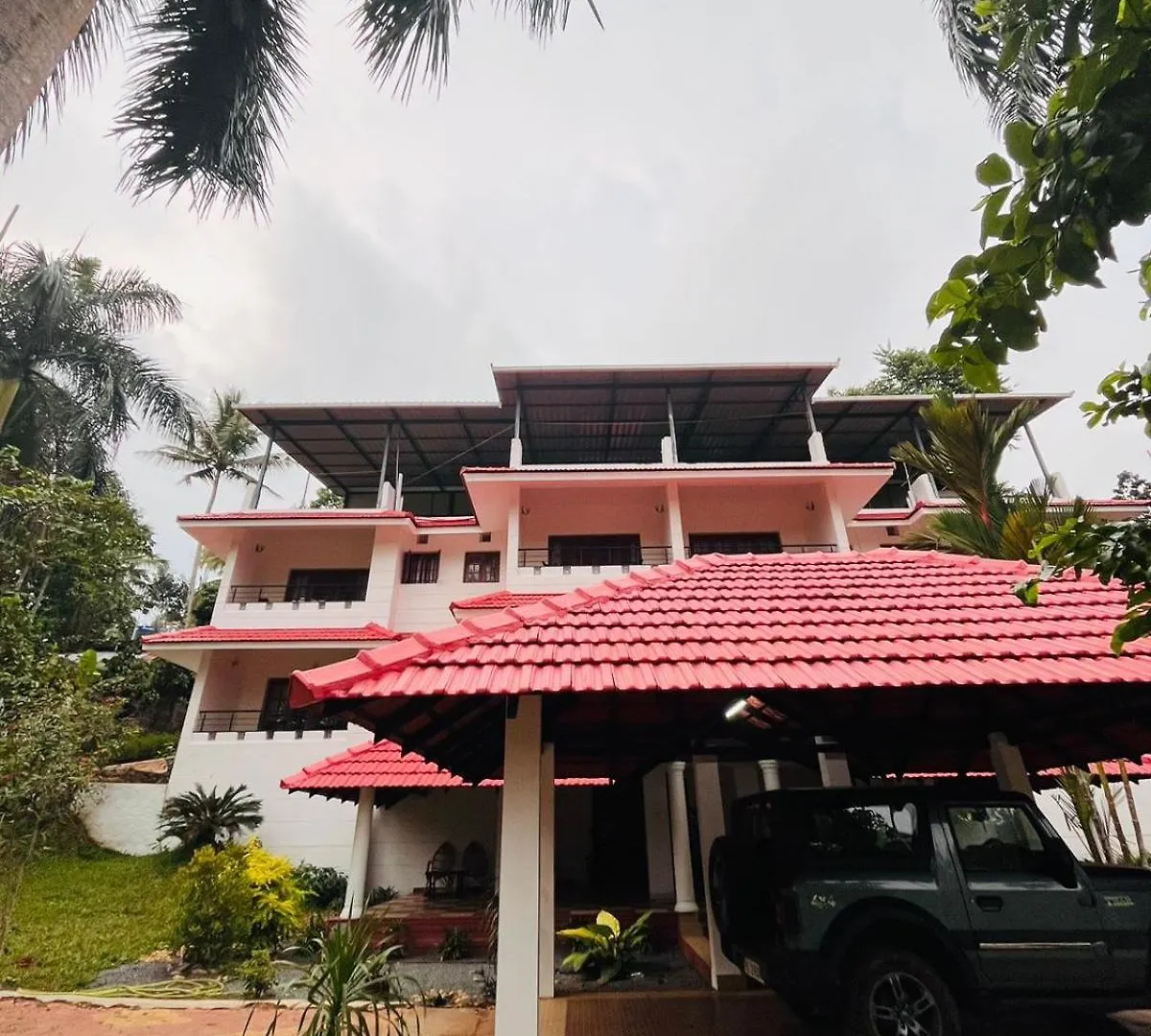 New Cielo Inn Meppādi 0*,